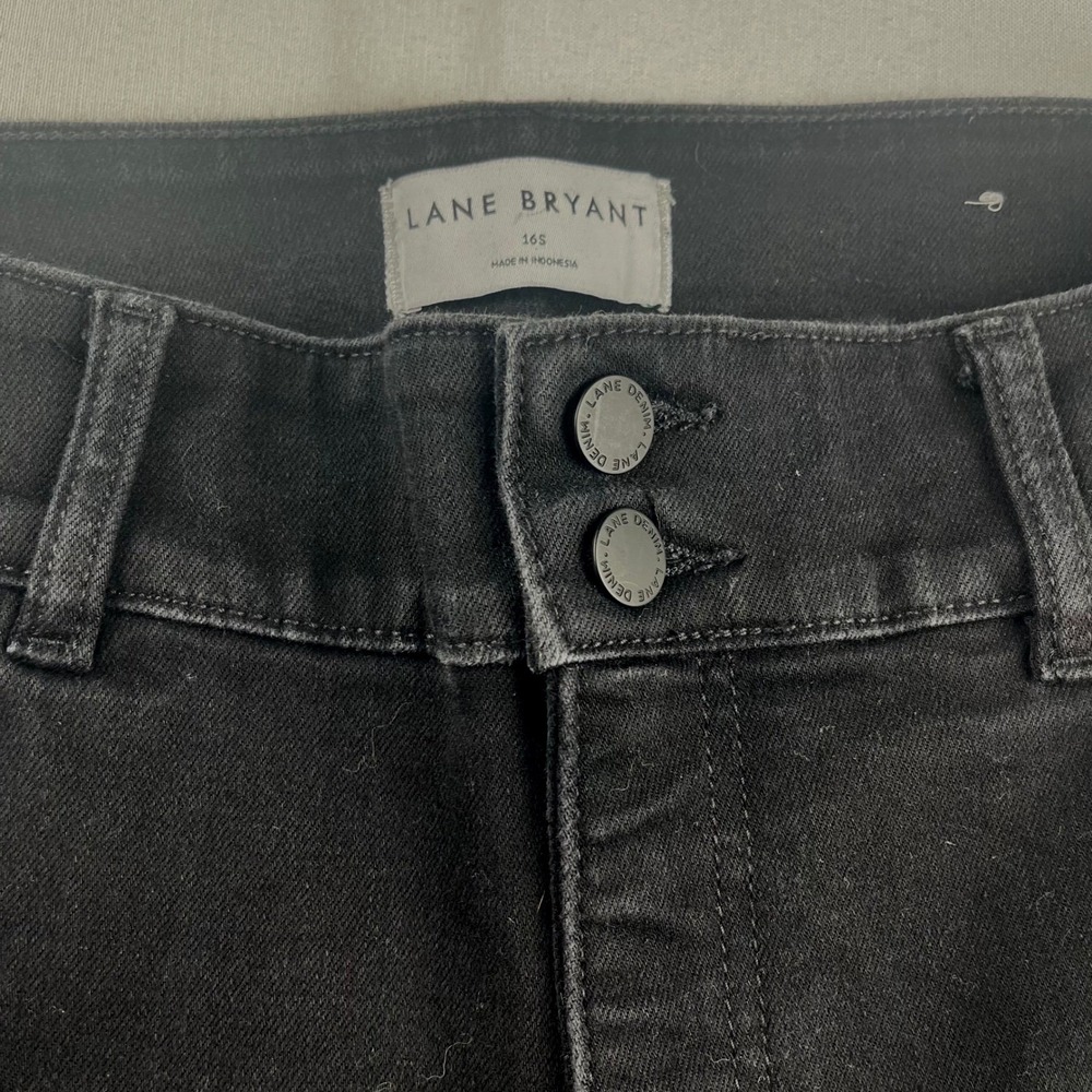 Lane Bryant 16S Black High Rise Tighter Tummy Slim Straight Jeans Women NWOT - Picture 2 of 7